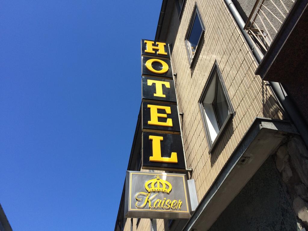 Kaiser Am Wiener Platz Hotel 3*