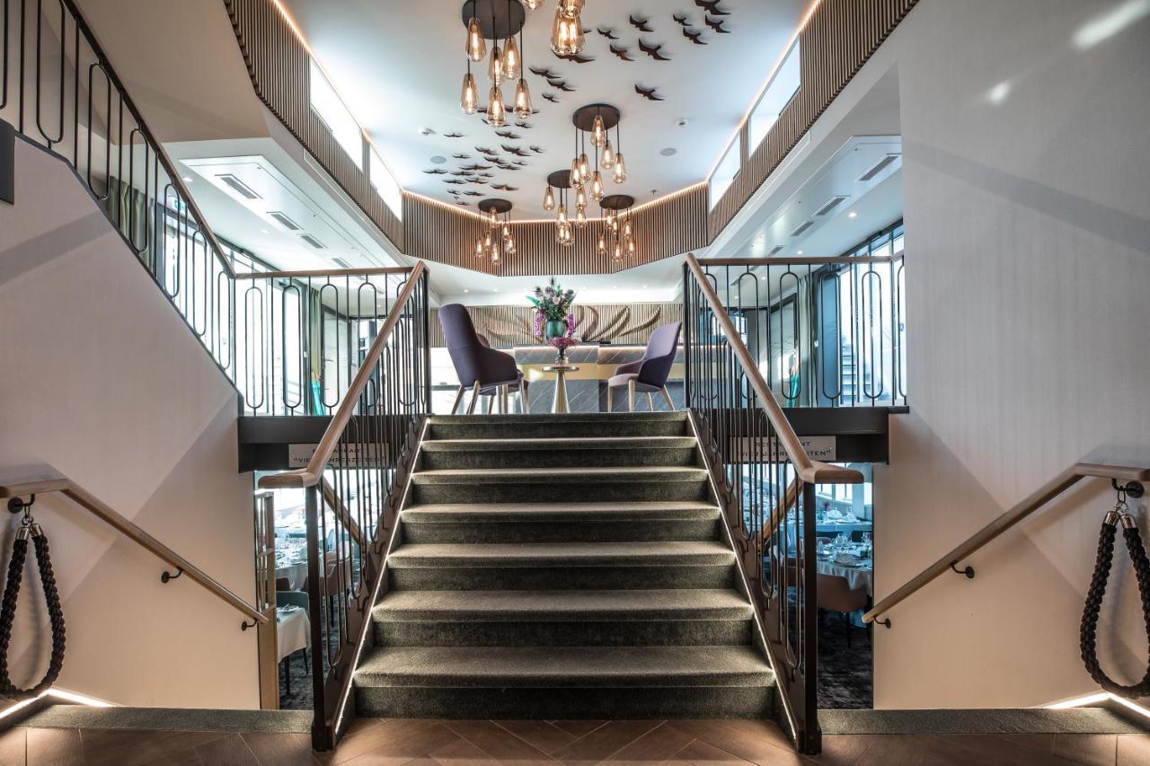 Botel Fairtours Hotelschiff Antonia***** Cologne