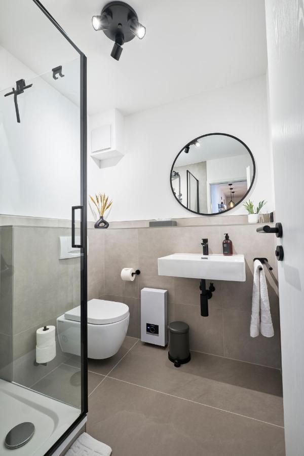 Park Avenue - Design Friesenstrasse - 4 Pers - Wlan - Netflix - 65 Zoll Tv *