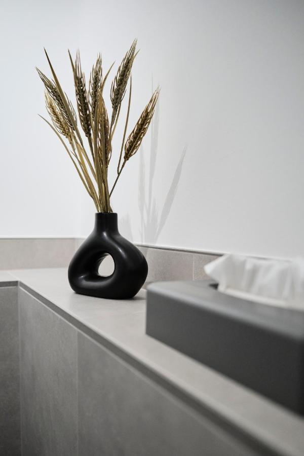Park Avenue - Design Friesenstrasse - 4 Pers - Wlan - Netflix - 65 Zoll Tv Appartement Cologne