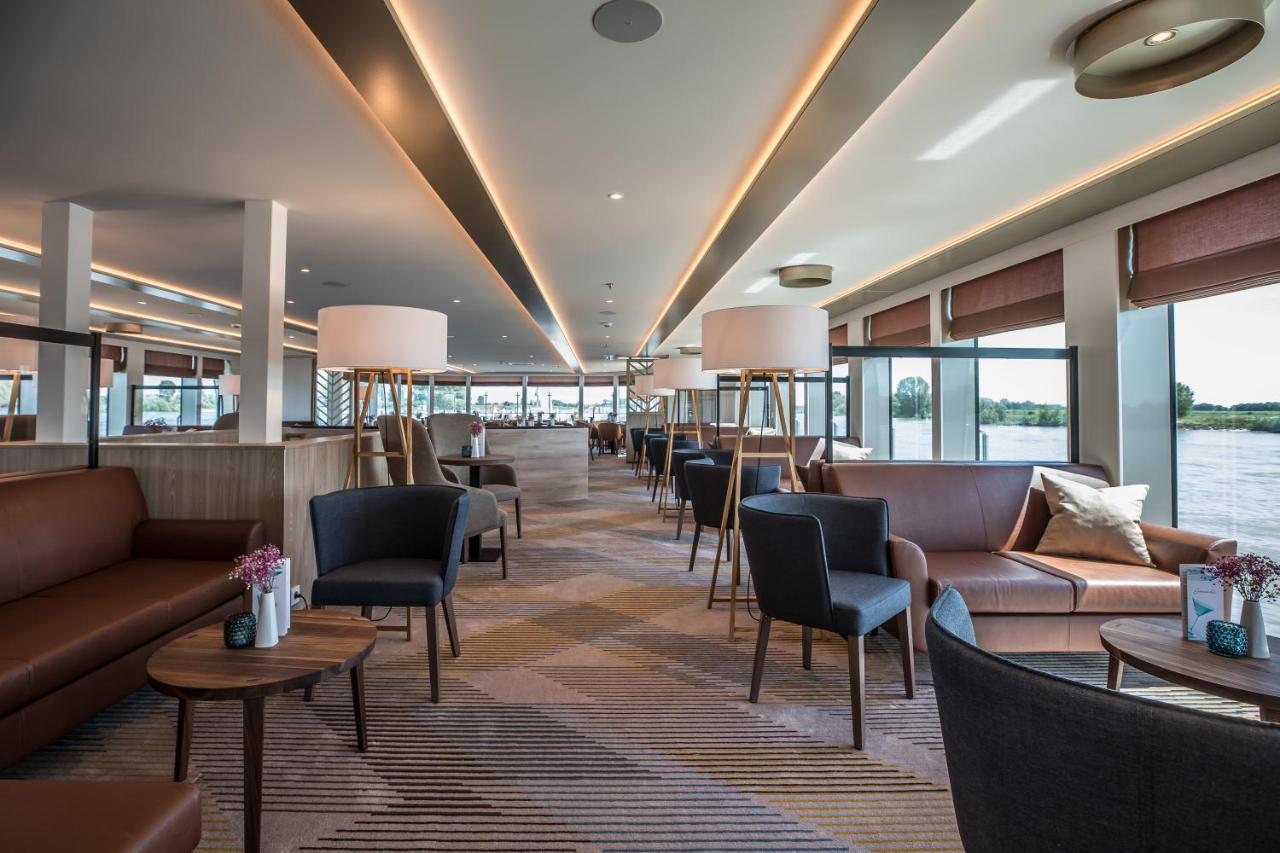 Fairtours Hotelschiff Antonia***** Botel Cologne
