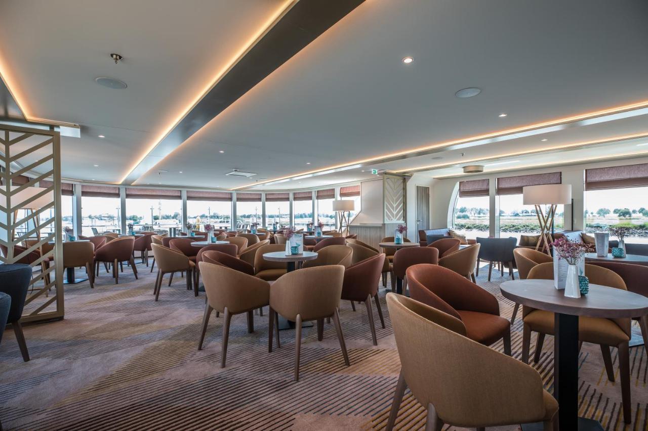Fairtours Hotelschiff Antonia***** Cologne