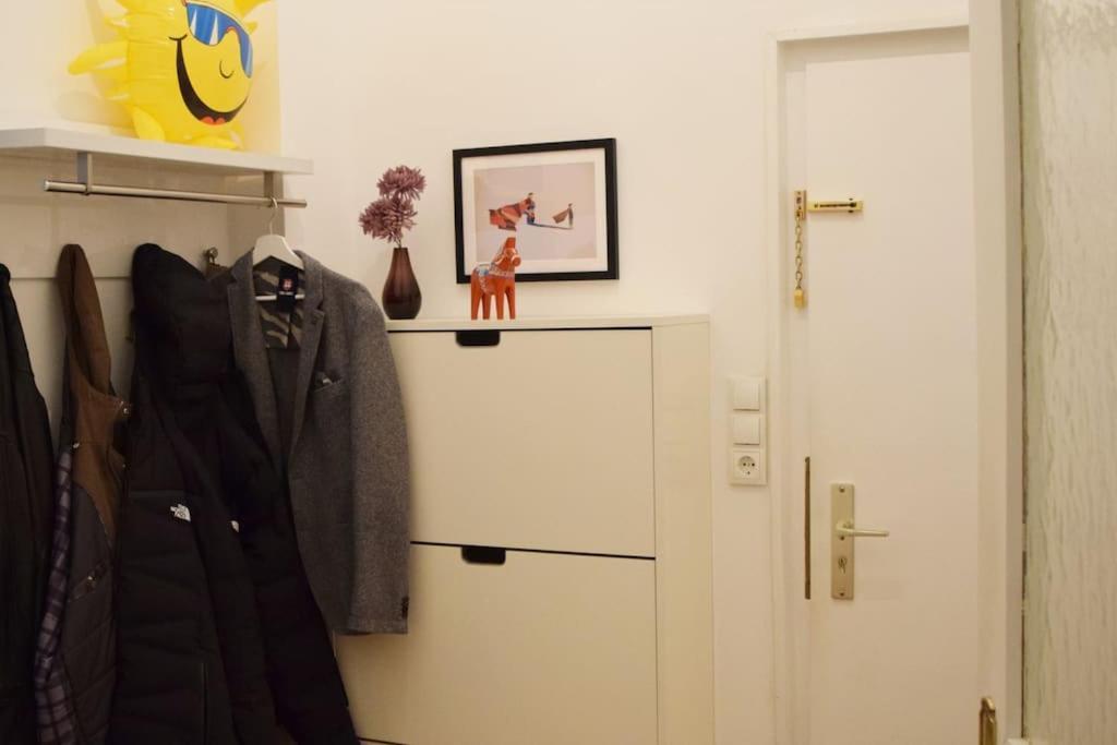 Hochwertige 4-zimmer-wohnung In Koln-sulz Apartamento