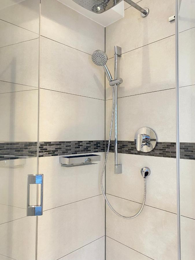 Sehr Zentral, Geraumiges, Helles Studio-apartment Appartement
