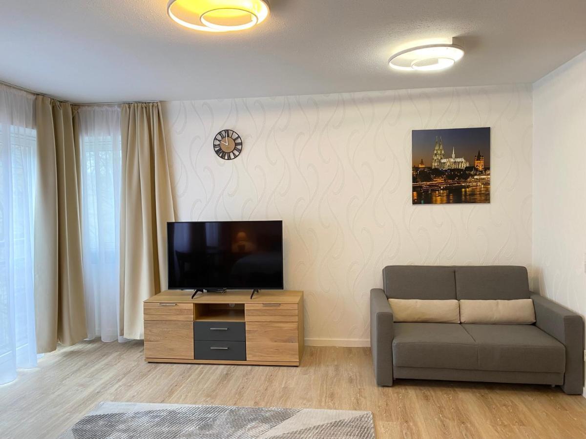 Appartement Sehr Zentral, Geraumiges, Helles Studio-apartment *
