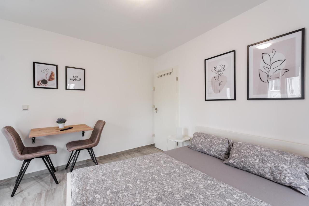 Apartments Cologne *