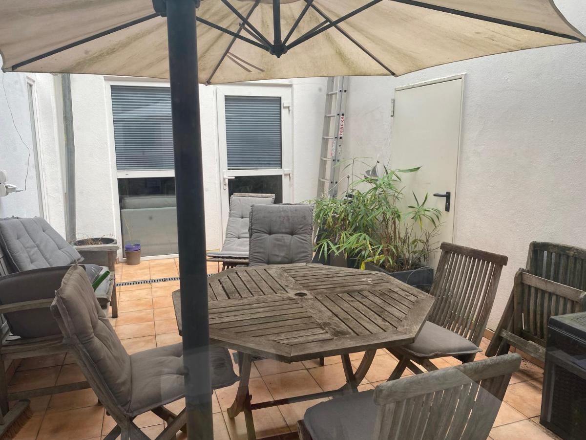 Hochwertige 4-zimmer-wohnung In Koln-sulz Colonia