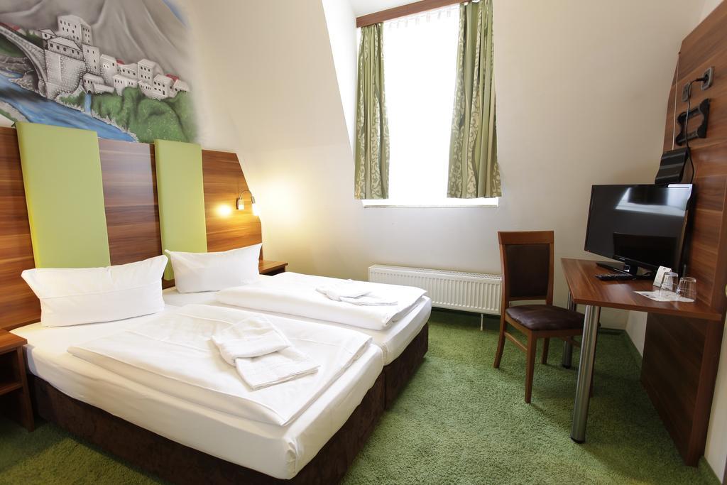 Warsteinerhof By Centro Comfort 3* Colónia