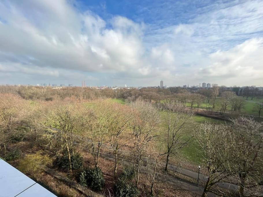 Parkblick Mit Dom