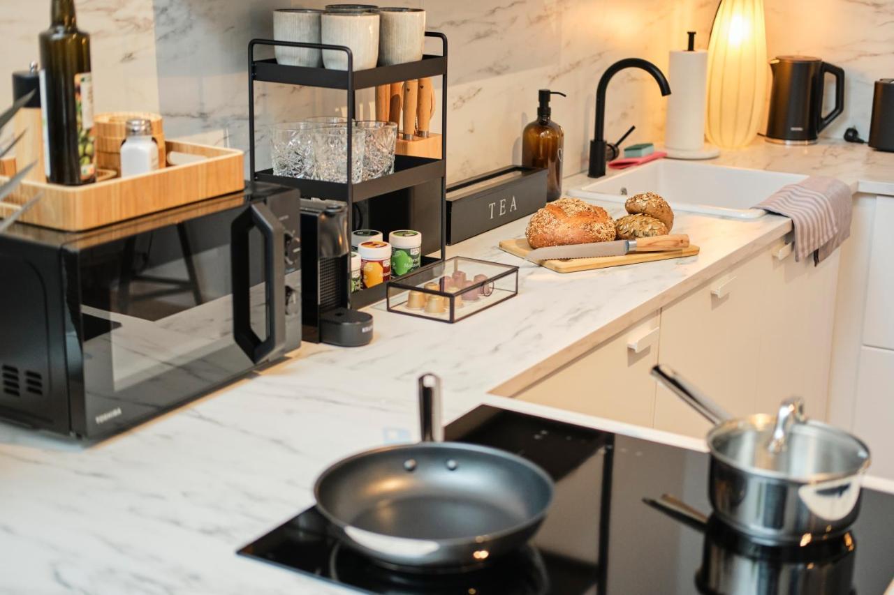 Park Avenue - Dom Mit Stil - Kueche - Parkplatz - Wlan - 65 Zoll Tv - Netflix Colonia