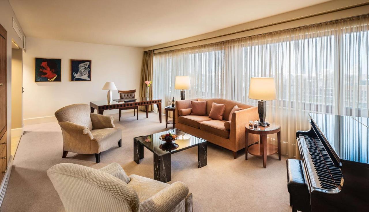 Hyatt Regency 5*