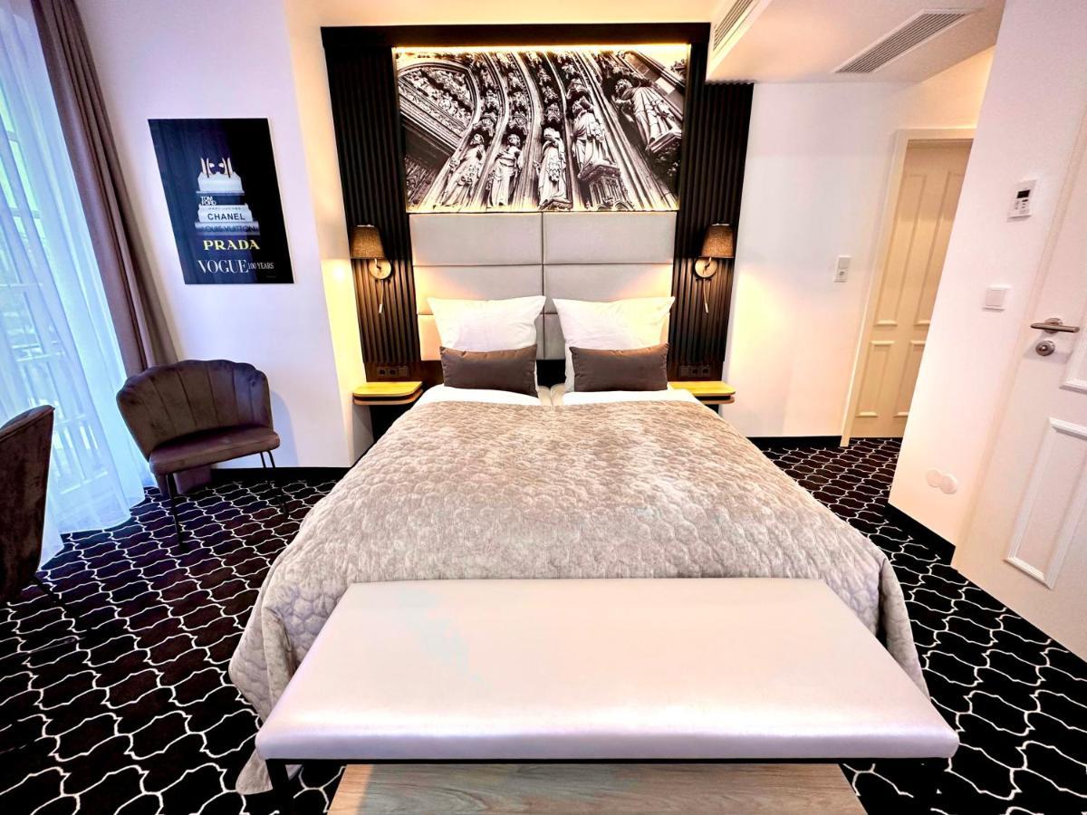 Hotel Rhein St. Martin Colonia