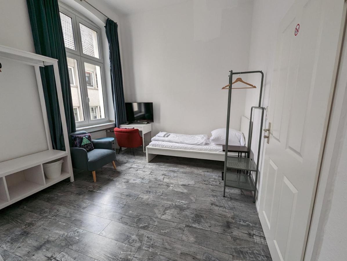 Tempelhof - City-messe-arena Hotel