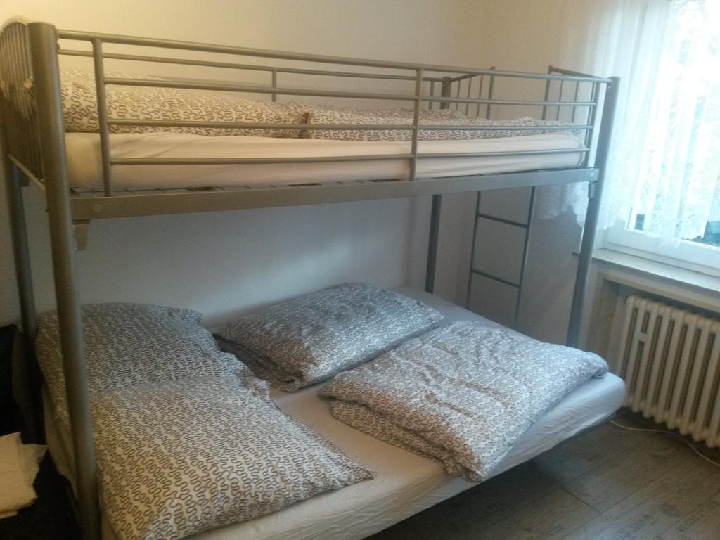 Robert's Rent A * Colónia