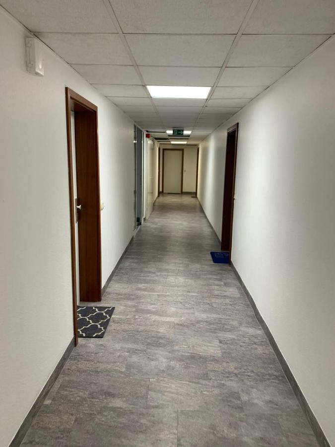 Appartement Moeblierte Im Herkules Neuehrenfeld