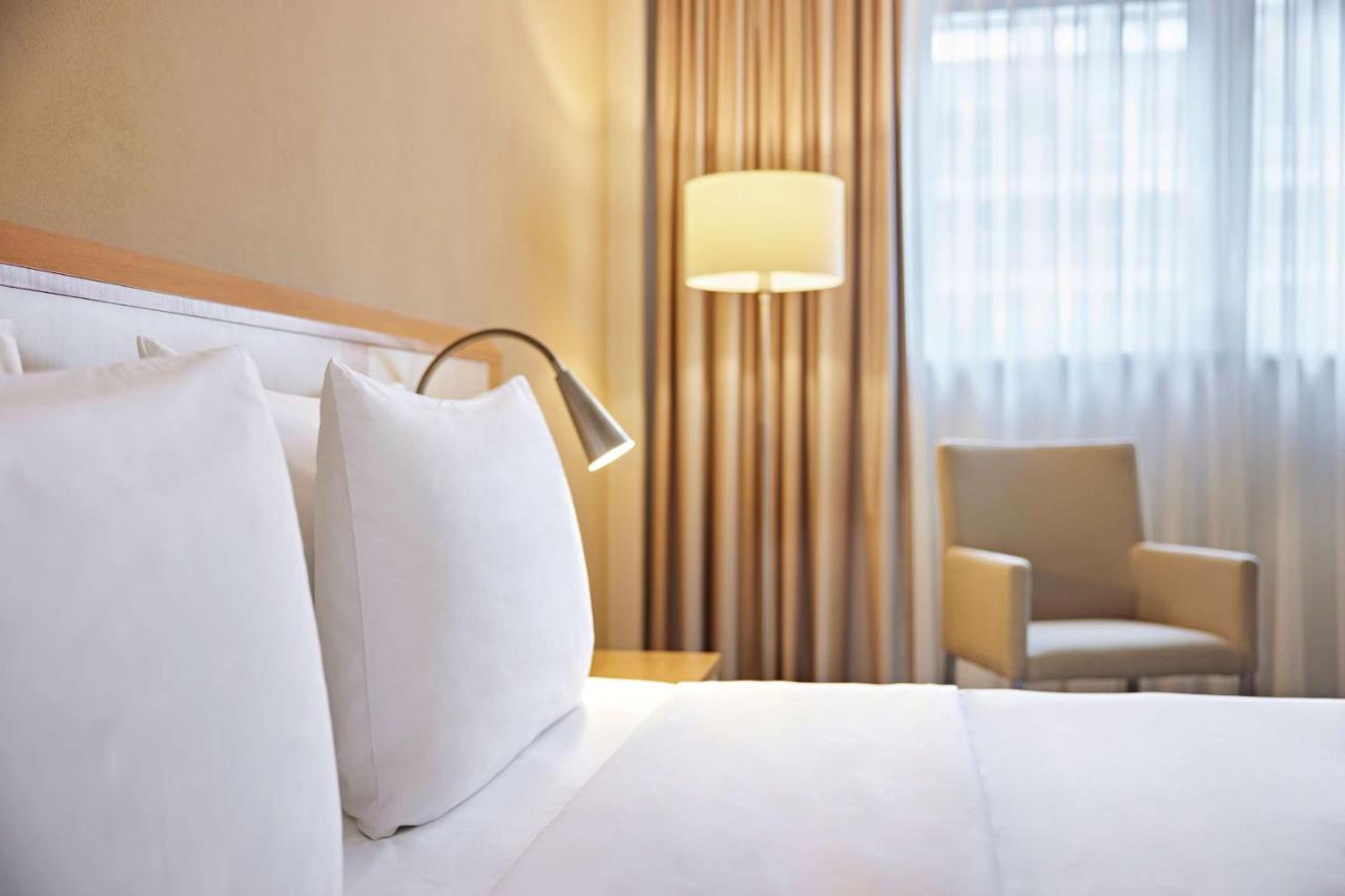Lindner Am Dom, Part Of Jdv By Hyatt 4* Cologne