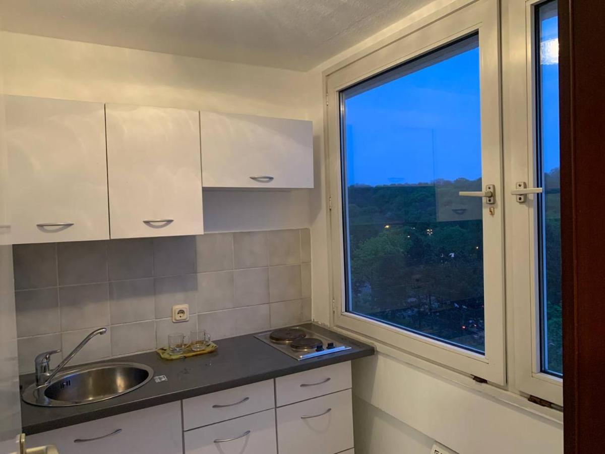 Moeblierte Im Herkules Neuehrenfeld Appartement Cologne