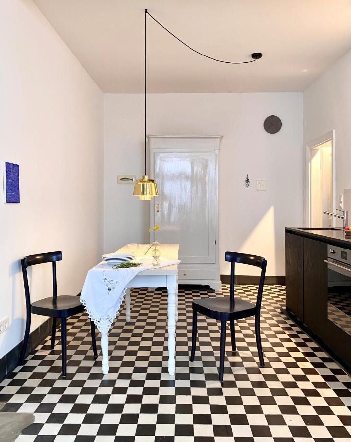 Zehuus - Historical Charm 70qm Appartement *