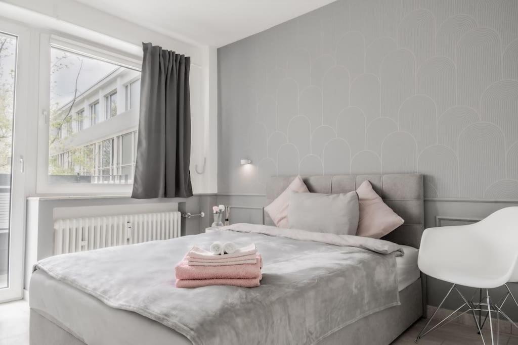 Cozy In Prime Location With Balcony - Comfort In 2 In Neumarkt - City Loft 11 - Colonia
