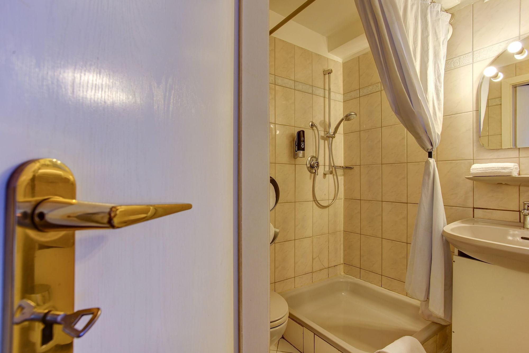 Centro Arde City, Trademark Collection By Wyndham Hotel 2*