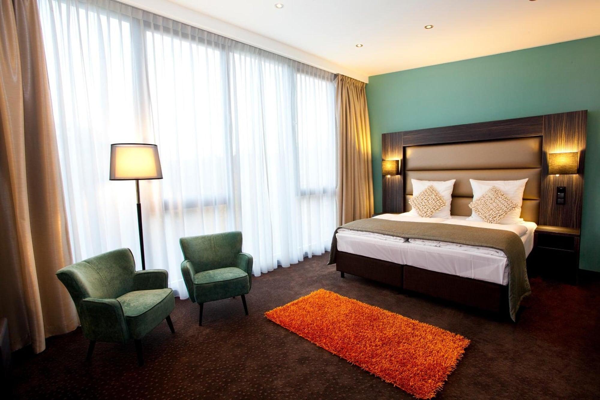 Centro Ayun 3* Colonia
