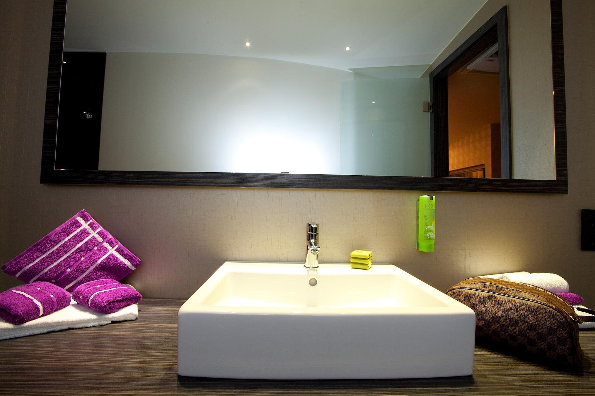 Centro Ayun 3* Colonia