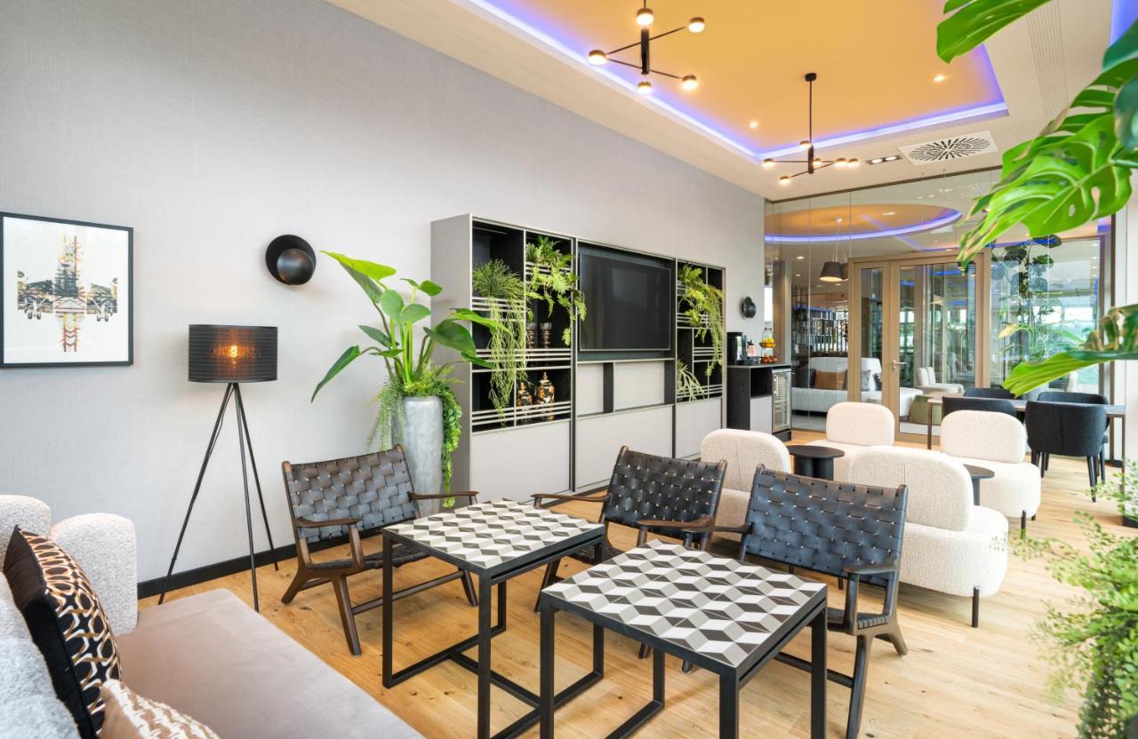 Leonardo Royal Bonn Airport Hotel 4*