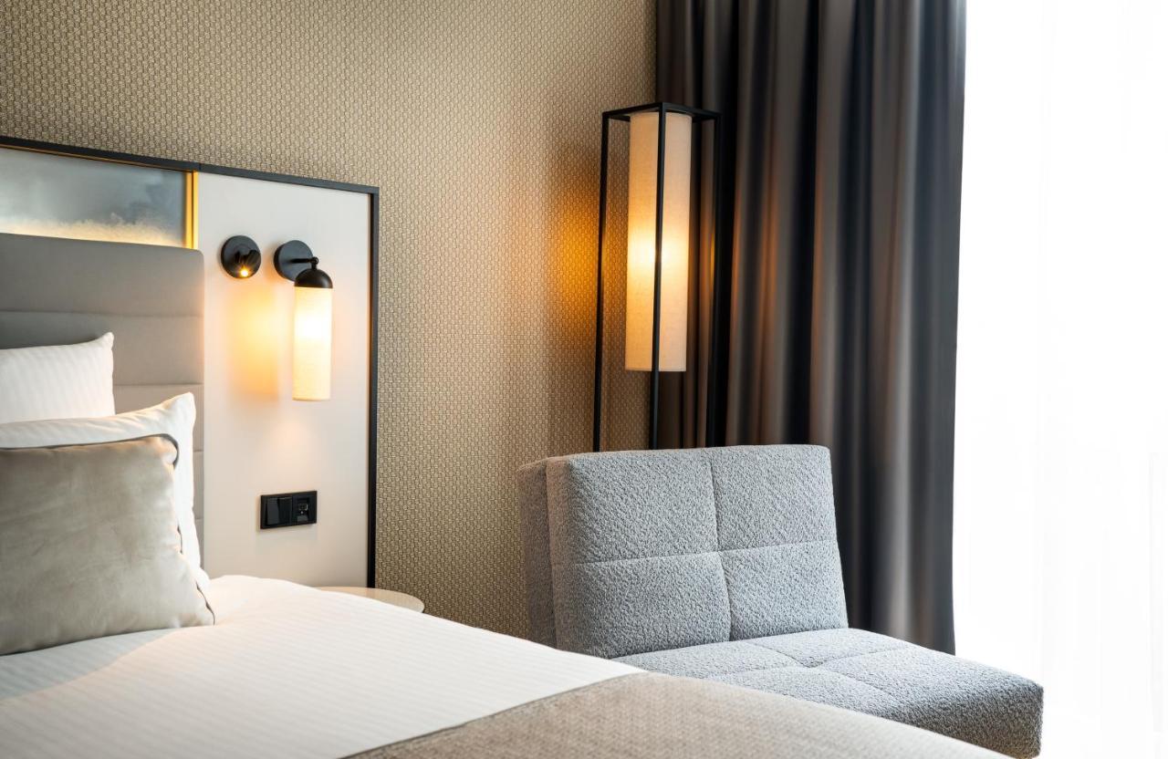 Leonardo Royal Bonn Airport 4*