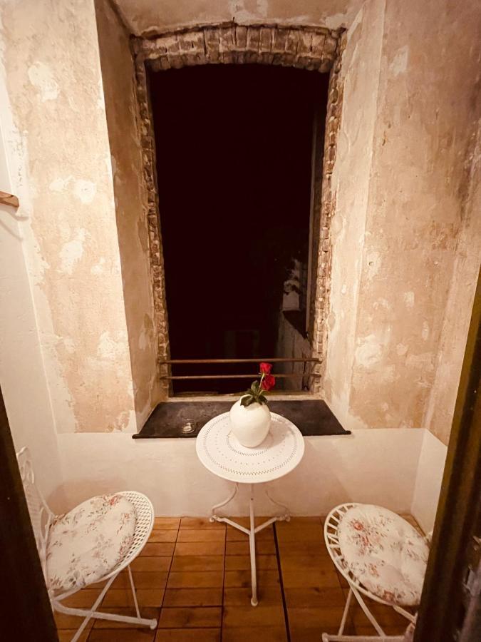 Retro Im Herzen Von Deutz Apartment
