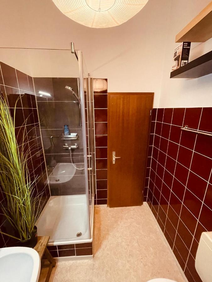 Apartment Retro Im Herzen Von Deutz Köln