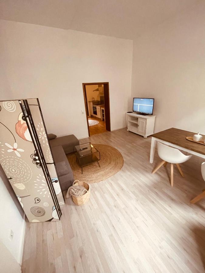 Retro Im Herzen Von Deutz Apartment