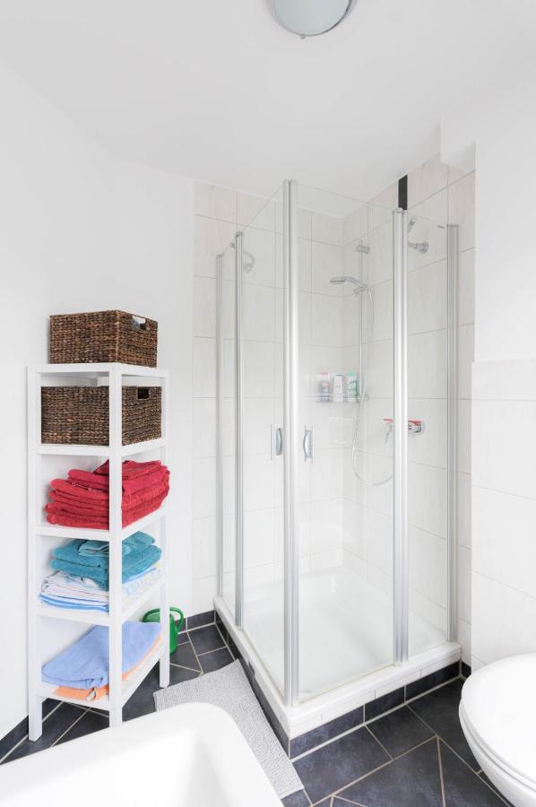 Spacious And Kids-friendly Modernized Farmhouse Near City Of Holiday home Cologne