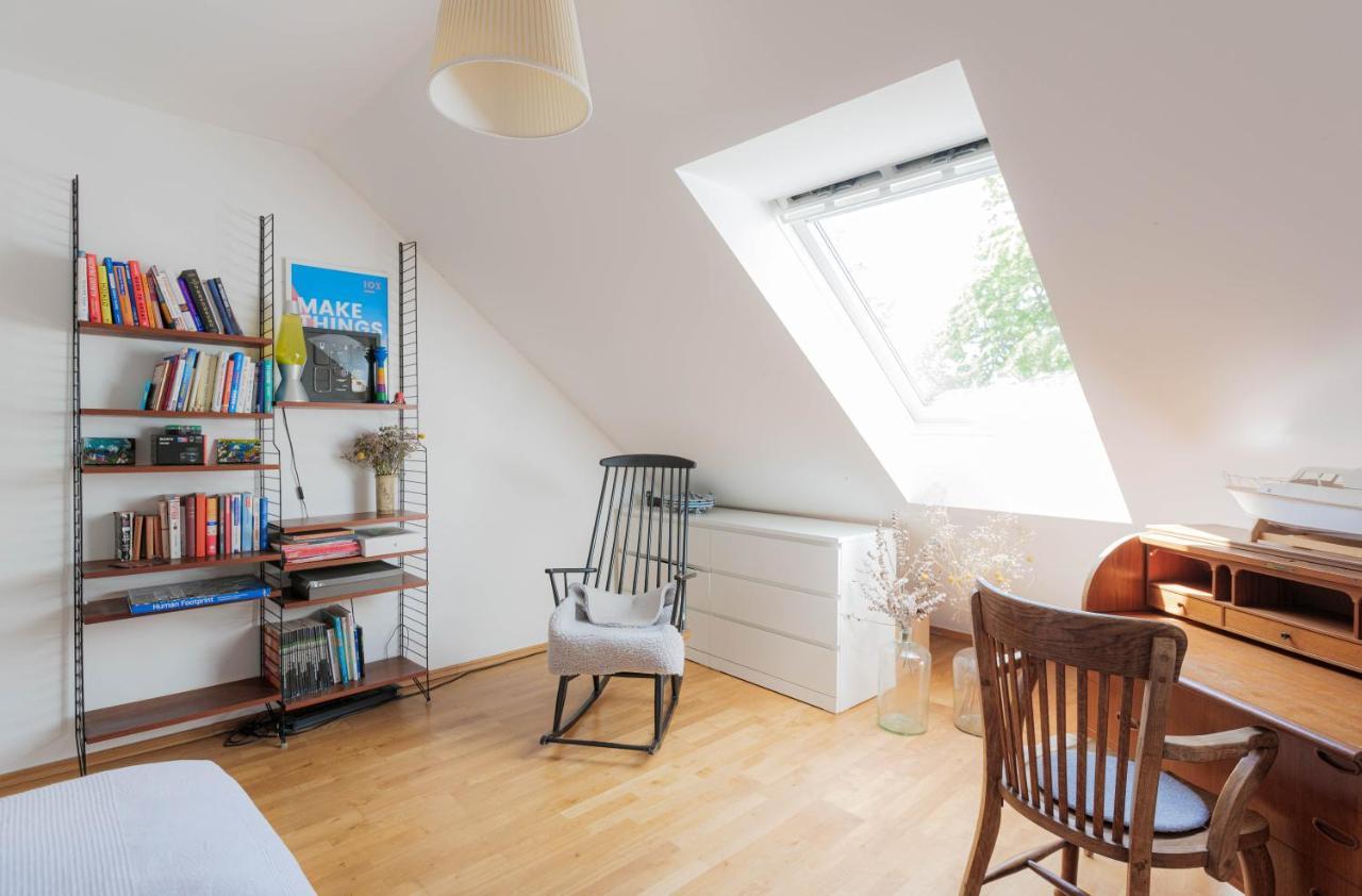 Spacious And Kids-friendly Modernized Farmhouse Near City Of Cologne