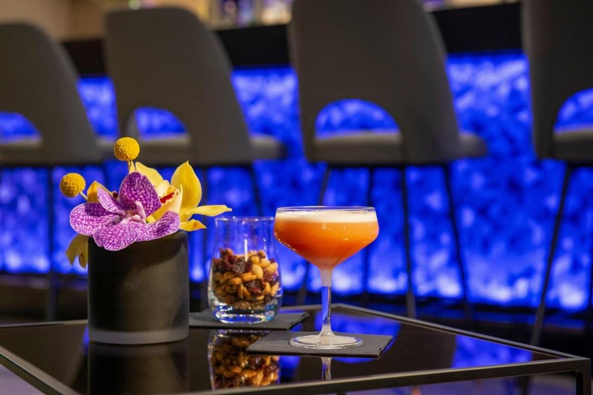 Hotel Leonardo Royal Bonn Airport 4*