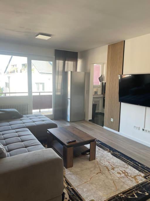 Apartamento In Niehl Am Rhein Colónia