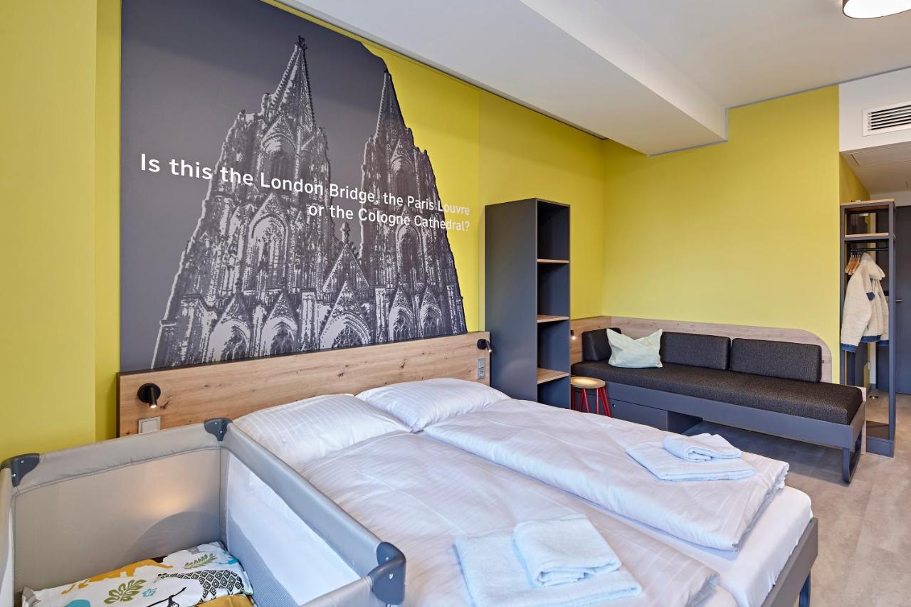 Meininger West Hotel
