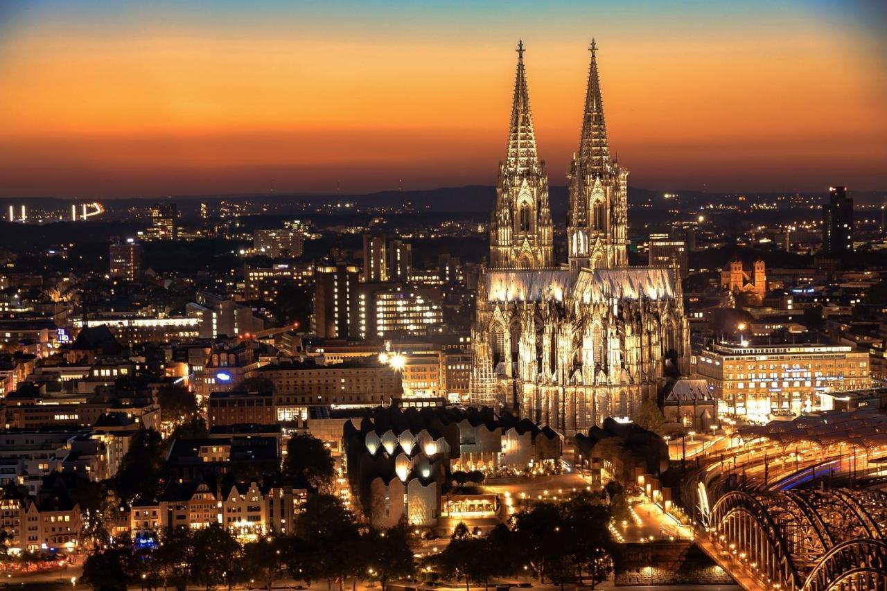 Modernes Im Gruenen - Stilvoll Und Komfortabel Appartement Cologne
