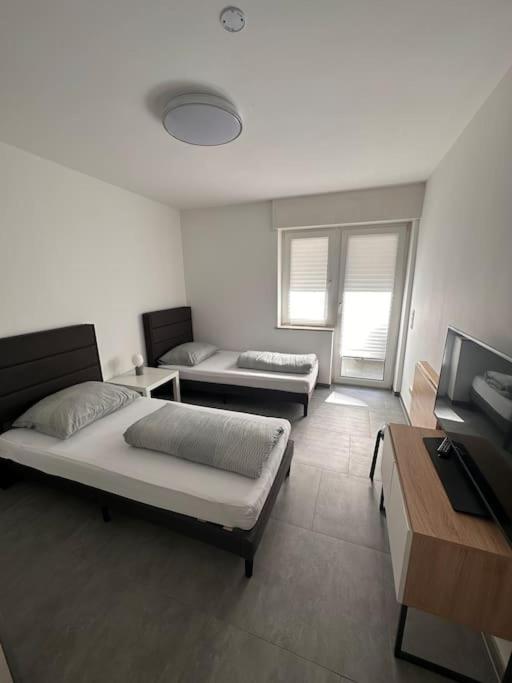 Madame Am Mediapark Apartament