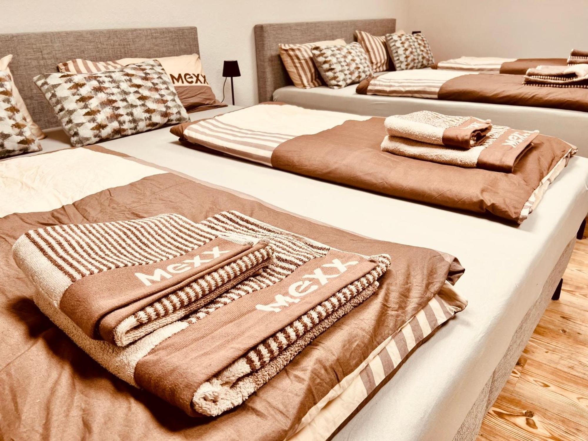 Luxe Living: Opulent Elegance Unleashed Appartement Keulen