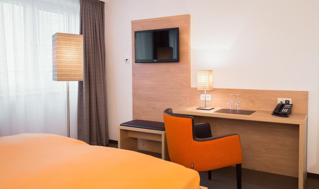 Hotel Stadthotel Am Roemerturm Cologne