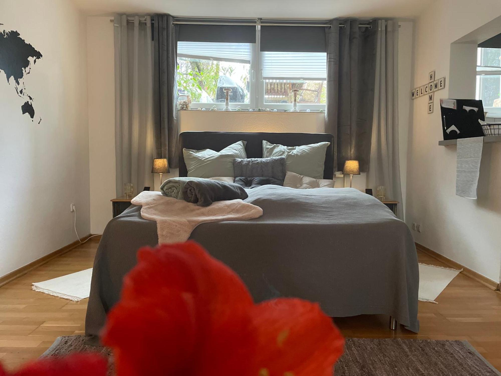 Appartement Modernes Im Gruenen - Stilvoll Und Komfortabel Cologne