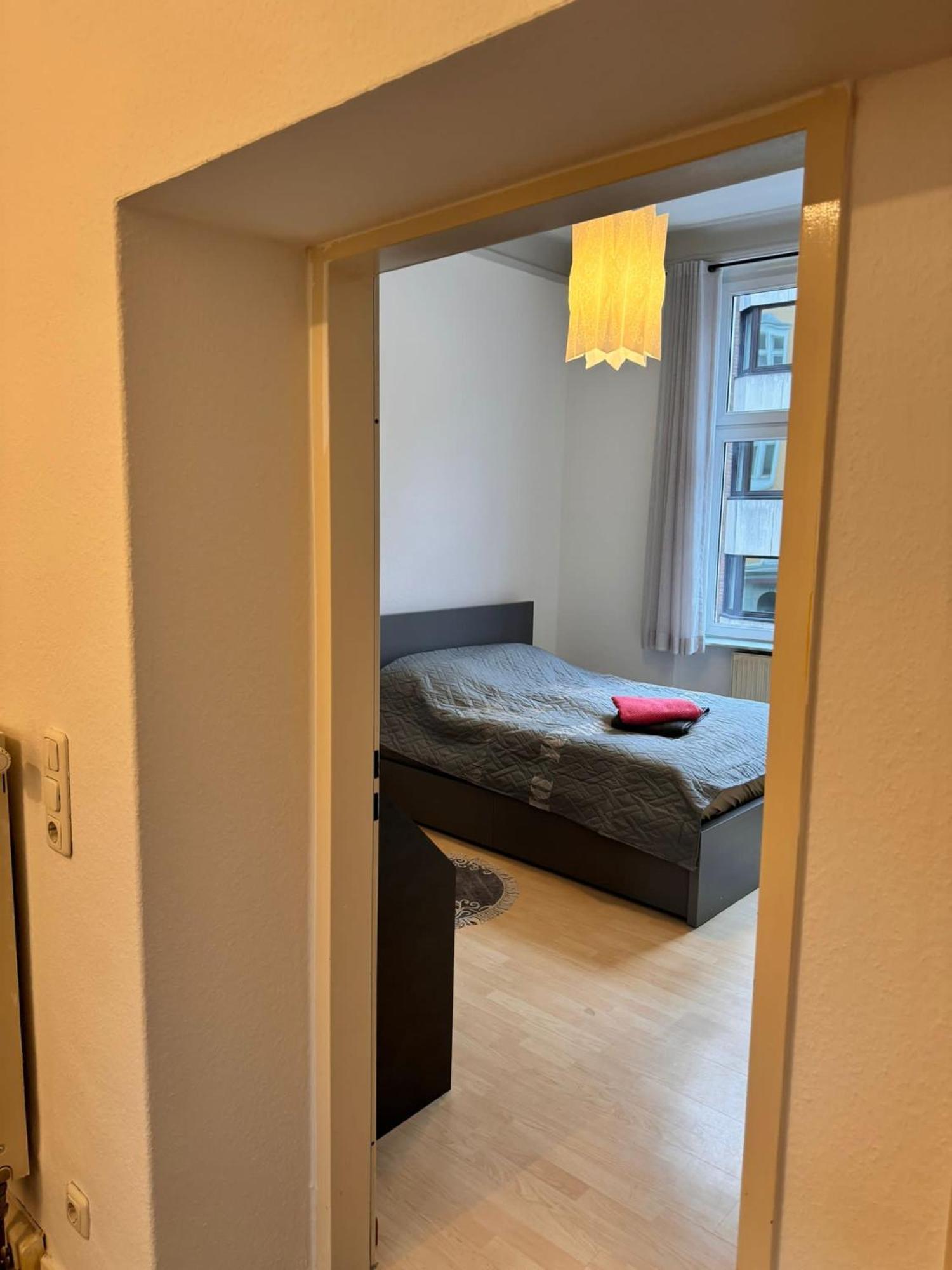 Apartment 3-room In Centre Cologne