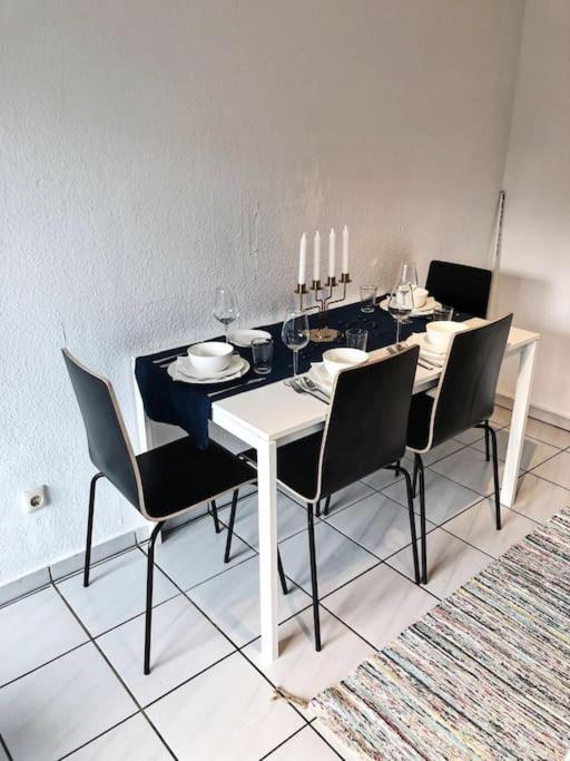 Charmante Gartenwohnung Mit Privatem Grossen Garten Apartment Cologne