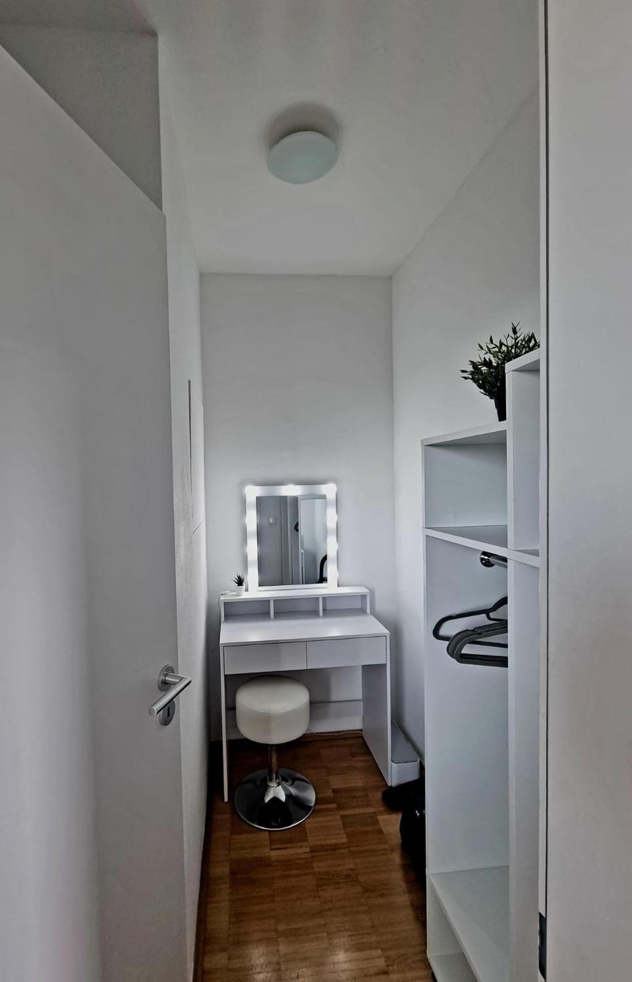 Ferienwohnung Koeln Apartment Cologne