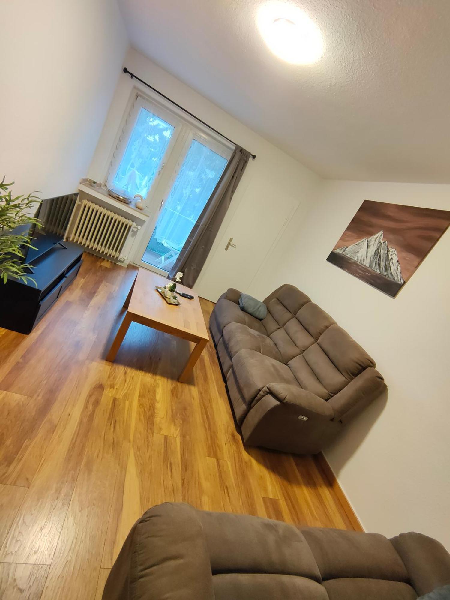 Large - Modern & Fully Equipped - Near Fair * Cologne
