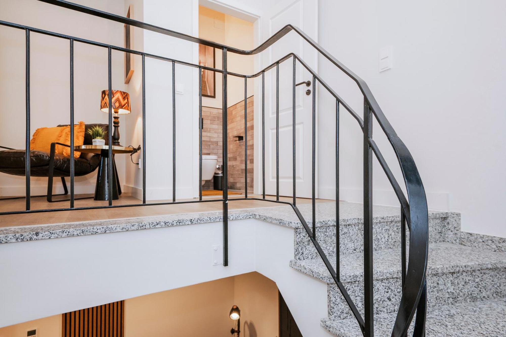 S331 - Luxurious Two Bedroom Duplex In