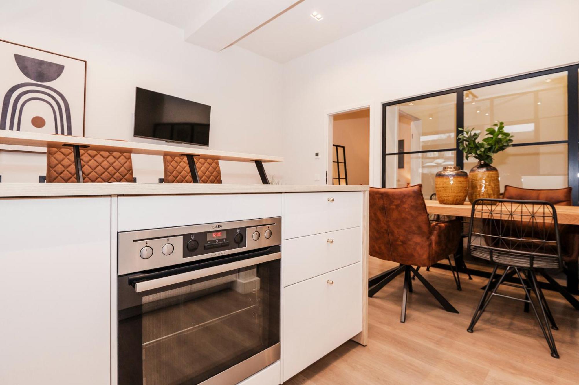 Apartment S331 - Luxurious Two Bedroom Duplex In
