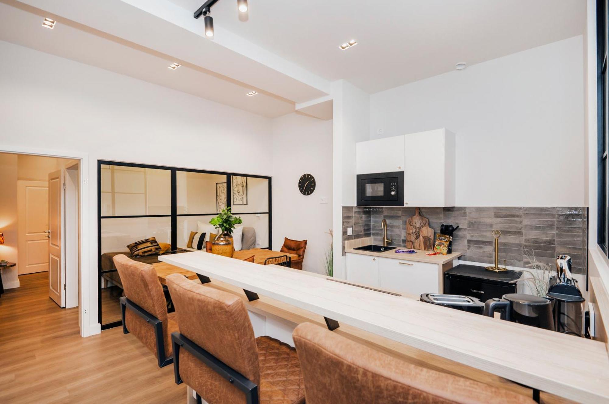 S331 - Luxurious Two Bedroom Duplex In * Cologne