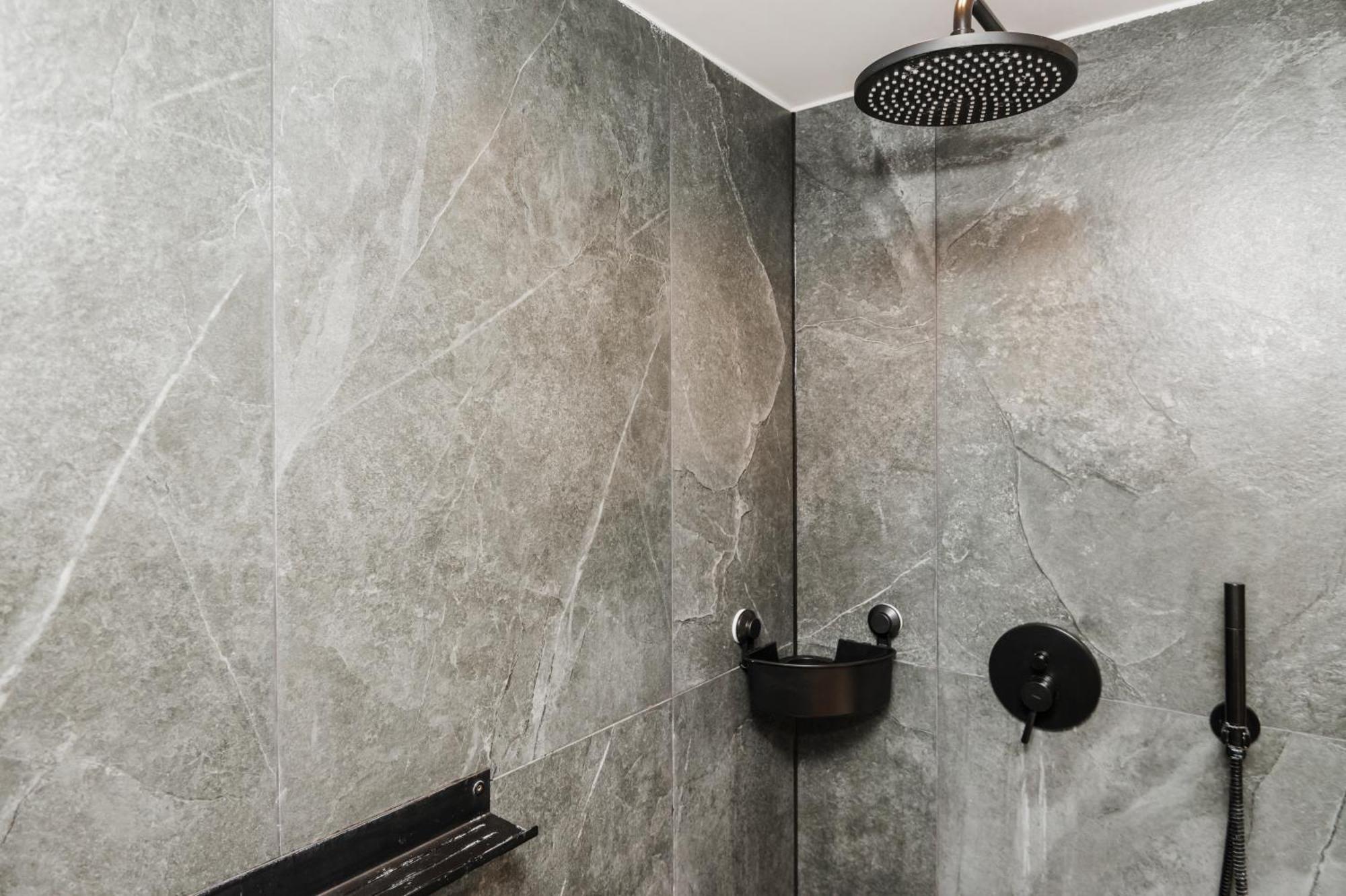 S331 - Luxurious Two Bedroom Duplex In Apartment