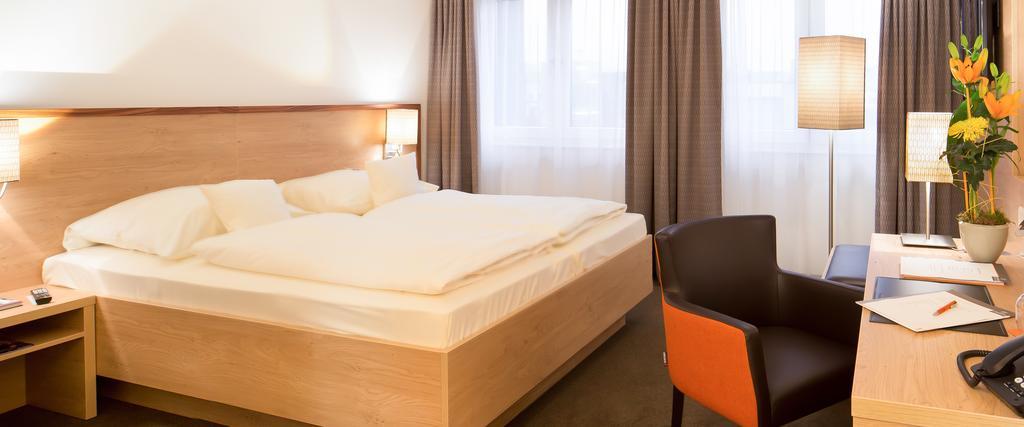 Stadthotel Am Roemerturm Hotel Cologne
